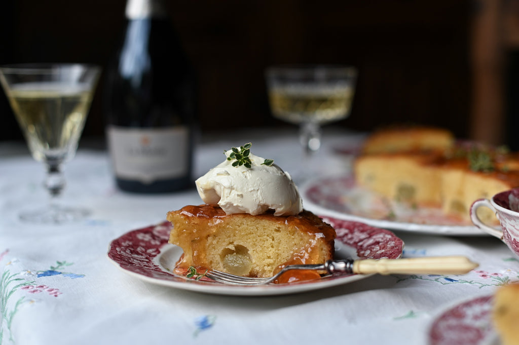 Almond and White Grape Cake Recipe